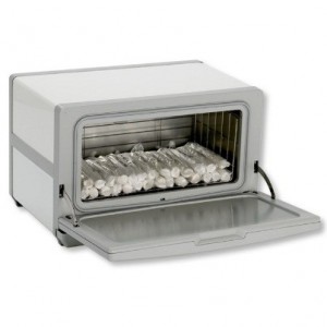 Hot towel ovens